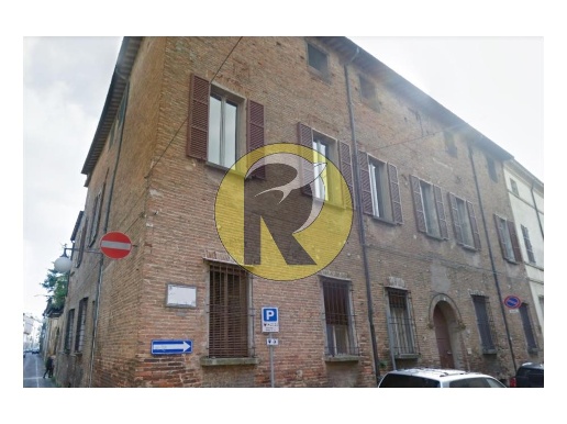 casa indipendente in vendita a Faenza in zona Centro Storico