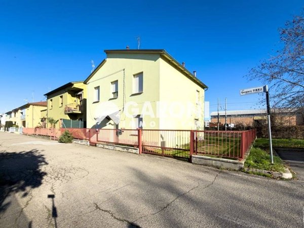 casa indipendente in vendita a Faenza