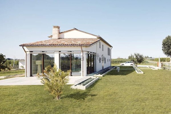 casa indipendente in vendita a Faenza