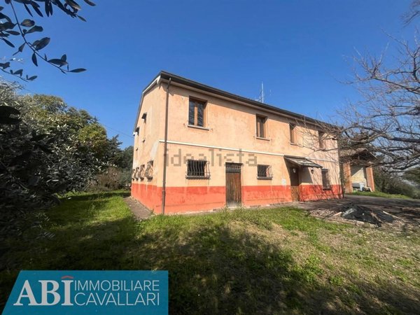 casa indipendente in vendita a Faenza