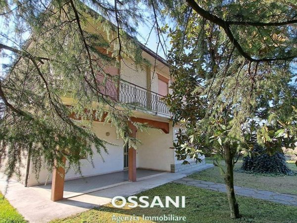 casa indipendente in vendita a Faenza in zona Reda