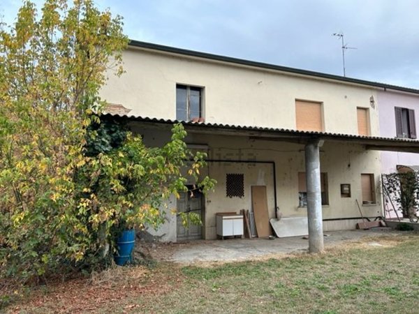 casa indipendente in vendita a Faenza