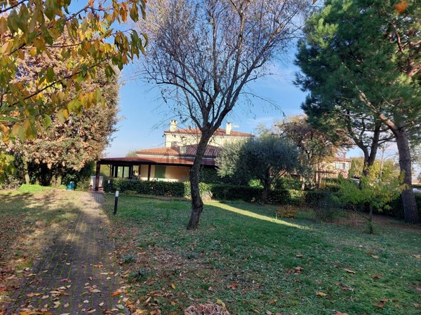 casa indipendente in vendita a Faenza