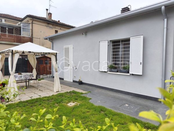 casa indipendente in vendita a Faenza in zona Centro Storico