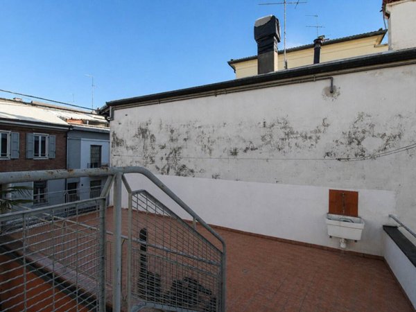 casa indipendente in vendita a Faenza in zona Centro Storico