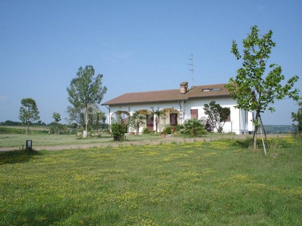 casa indipendente in vendita a Faenza in zona Pieve Ponte