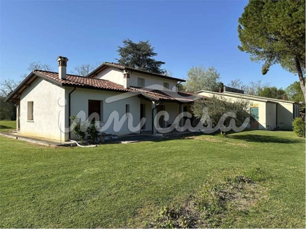 casa indipendente in vendita a Faenza in zona Centro Storico