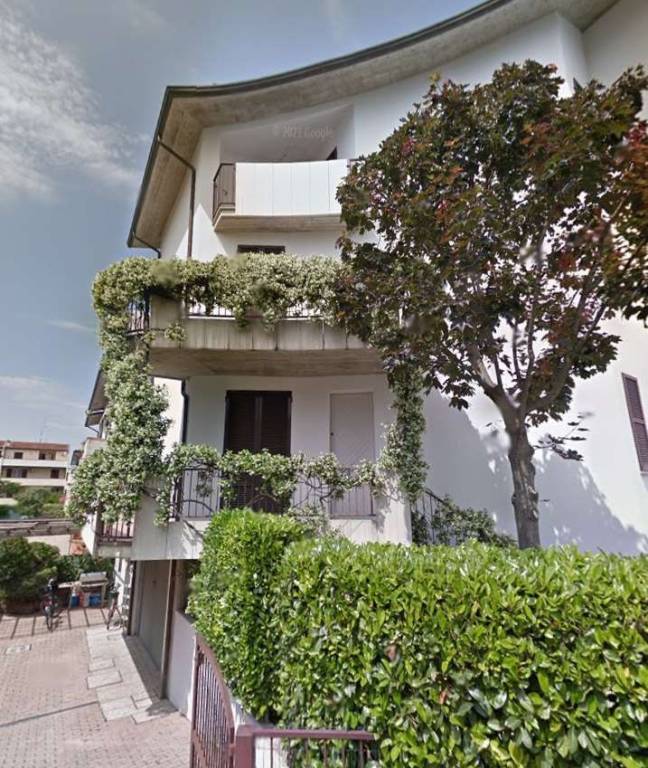 casa indipendente in vendita a Faenza
