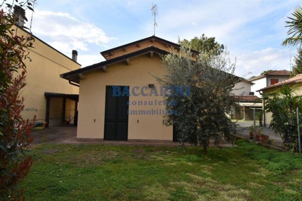casa indipendente in vendita a Faenza in zona Reda