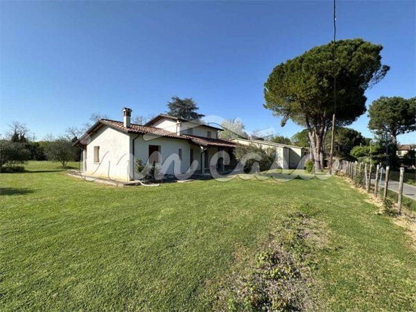 casa indipendente in vendita a Faenza in zona Centro Storico