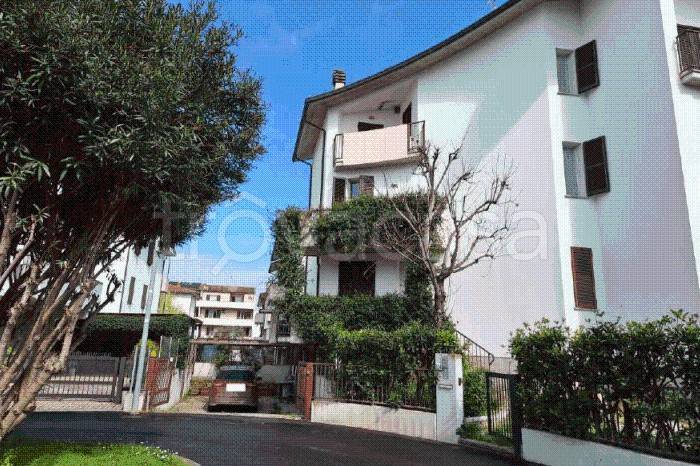 casa indipendente in vendita a Faenza