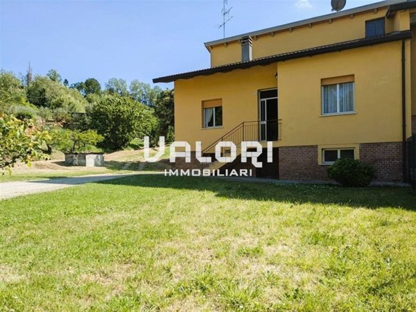 casa indipendente in vendita a Faenza in zona Santa Lucia