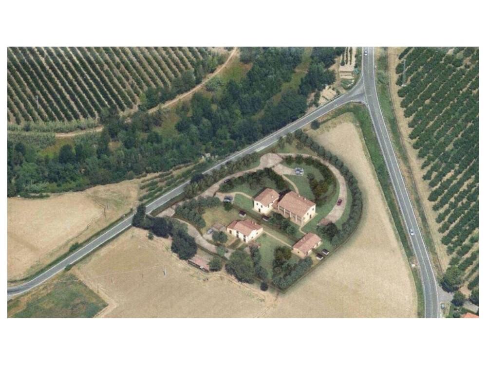 casa indipendente in vendita a Faenza