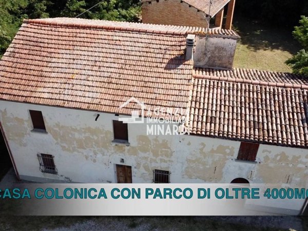 casa indipendente in vendita a Faenza in zona Centro Storico