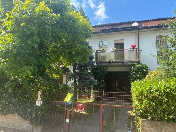 casa indipendente in vendita a Faenza