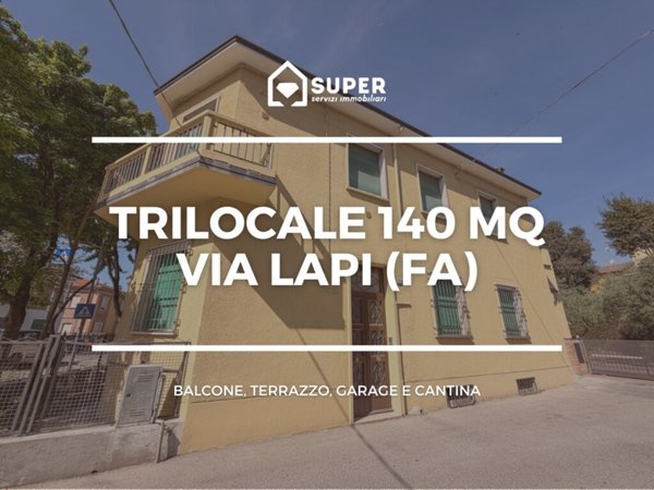 appartamento in vendita a Faenza in zona Centro Storico