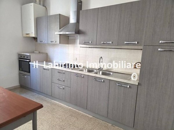 appartamento in vendita a Faenza in zona Centro Storico