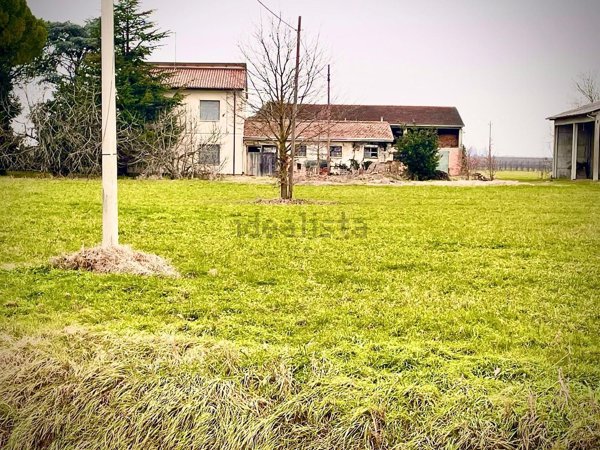 casa indipendente in vendita a Faenza in zona Albereto