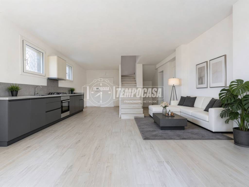 casa indipendente in vendita a Faenza in zona Albereto
