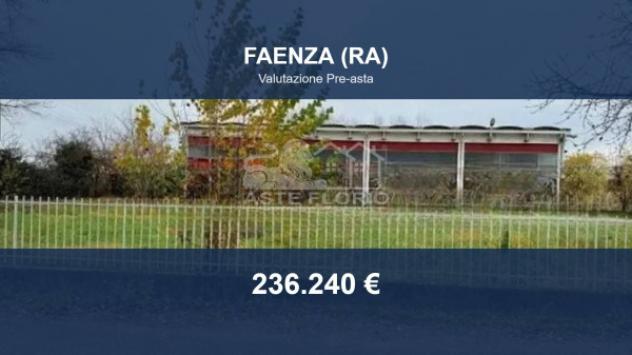 negozio in vendita a Faenza