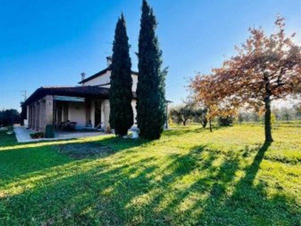 casa indipendente in vendita a Faenza in zona Pieve Cesato
