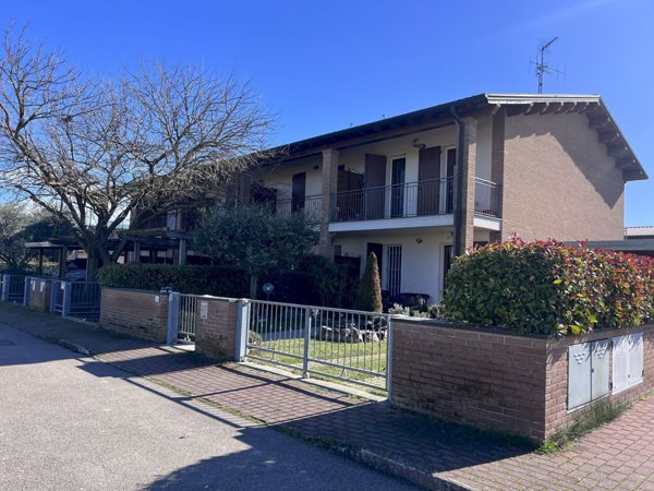 casa indipendente in vendita a Faenza