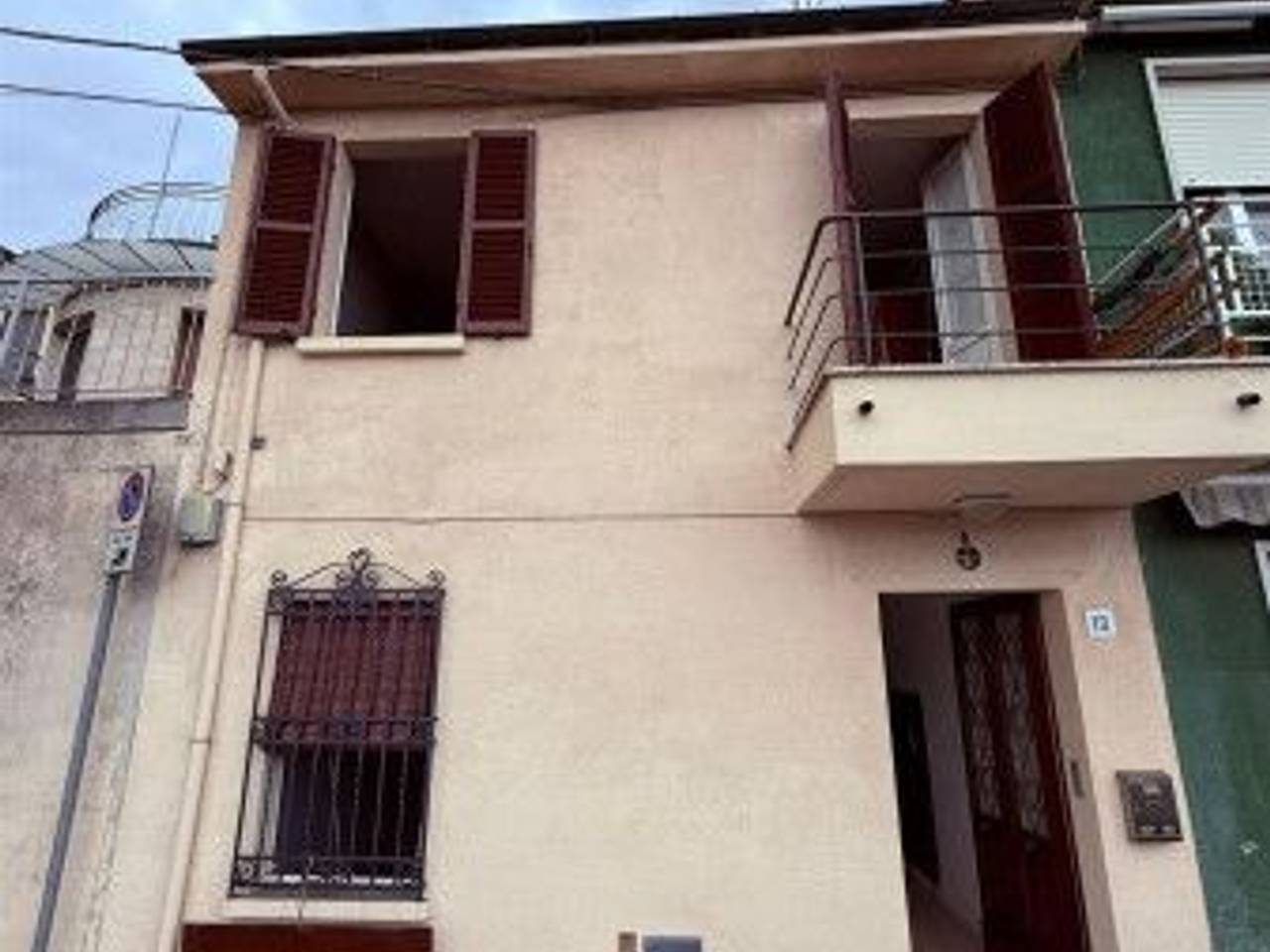 casa indipendente in vendita a Faenza in zona Centro Storico