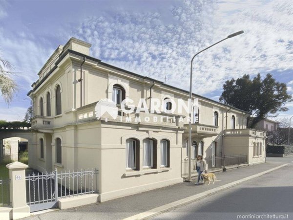 appartamento in vendita a Faenza in zona Centro Storico