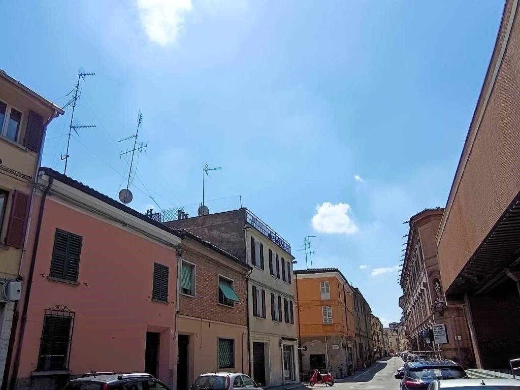 casa indipendente in vendita a Faenza