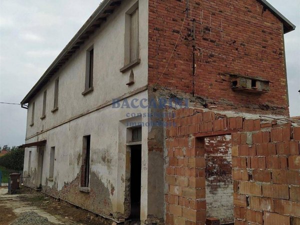 casa indipendente in vendita a Faenza