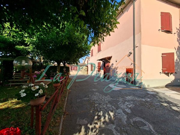 casa indipendente in vendita a Faenza