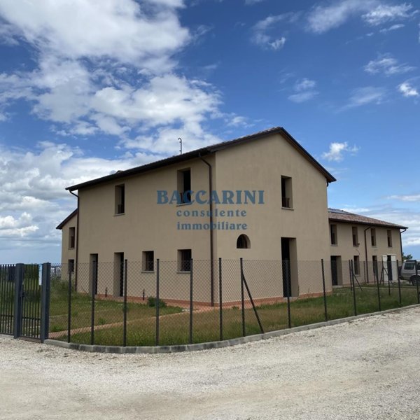 casa indipendente in vendita a Faenza in zona Santa Lucia