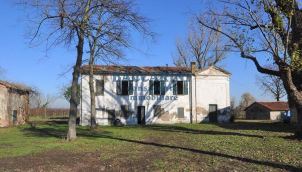 casa indipendente in vendita a Faenza in zona Pieve Cesato