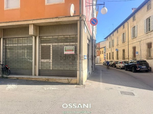 ufficio in vendita a Faenza