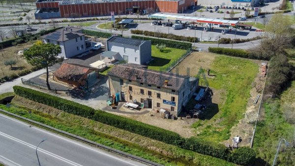 casa indipendente in vendita a Faenza