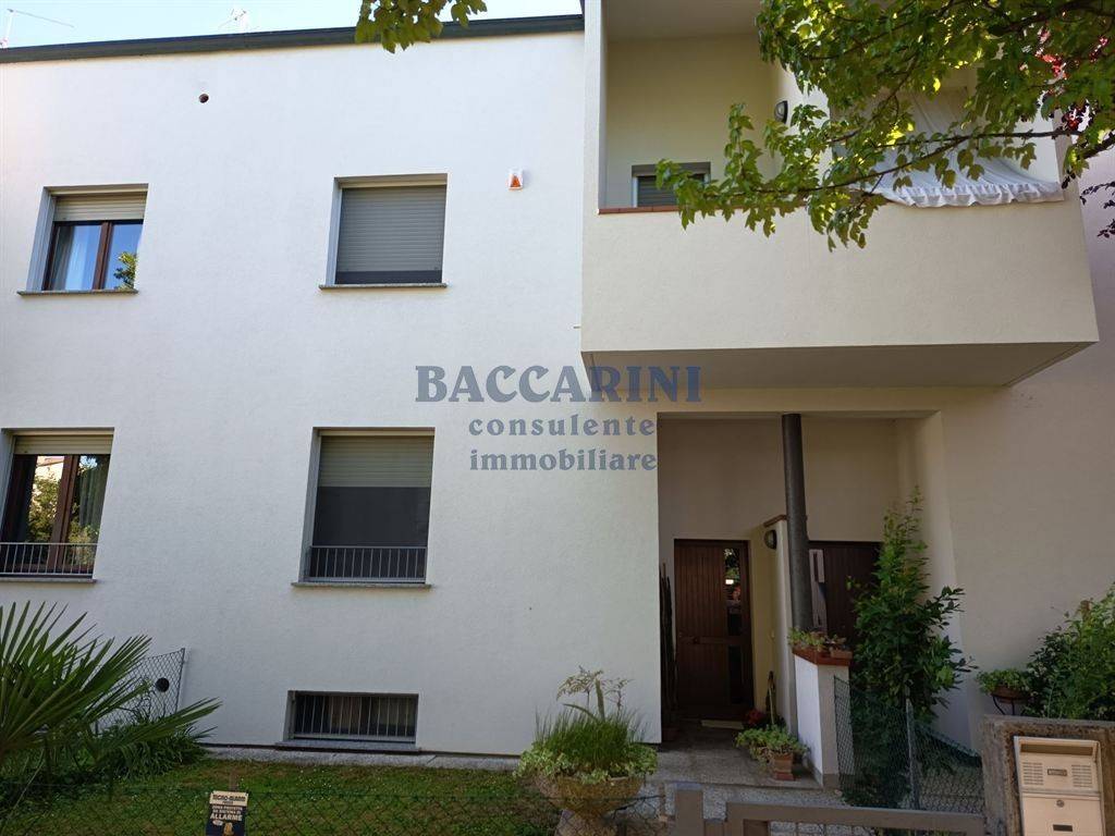 casa indipendente in vendita a Faenza in zona Granarolo