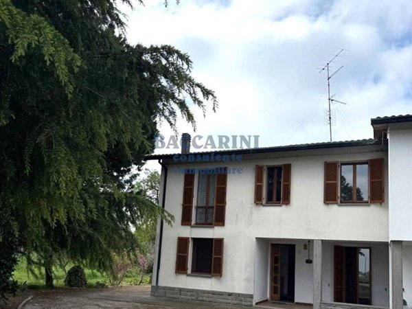 casa indipendente in vendita a Faenza