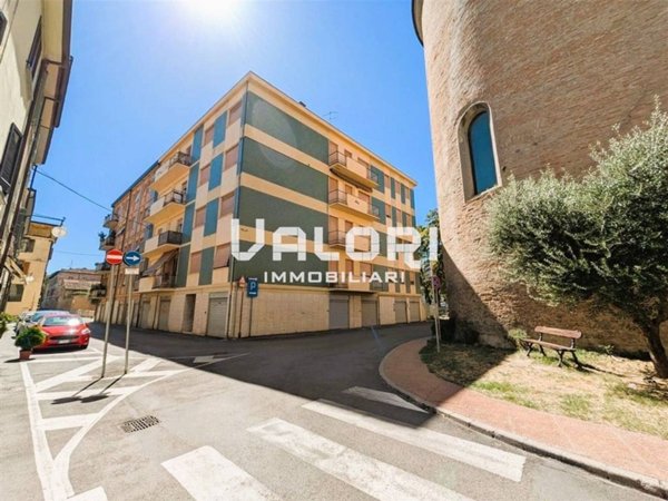 appartamento in vendita a Faenza in zona Centro Storico