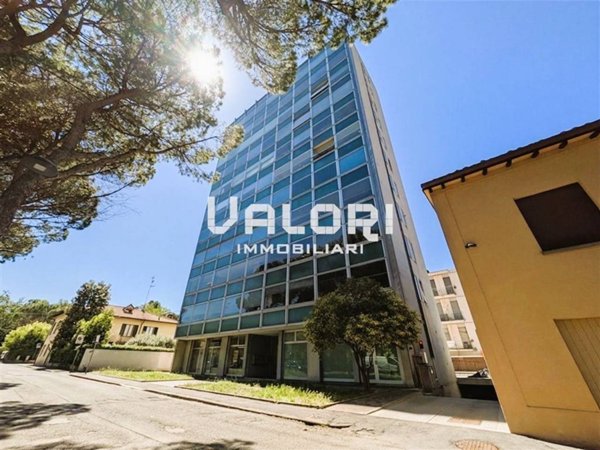 appartamento in vendita a Faenza in zona Centro Storico