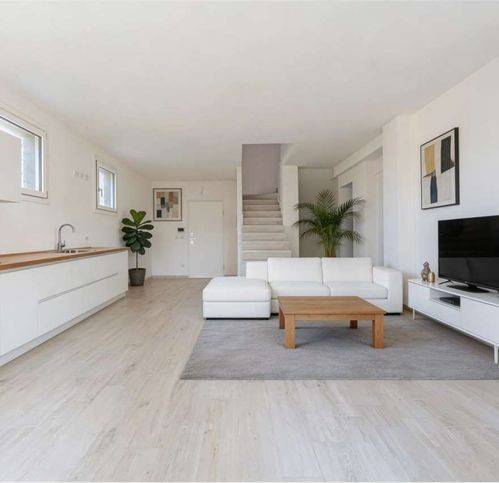 casa indipendente in vendita a Faenza in zona Cosina