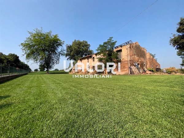casa indipendente in vendita a Faenza in zona Granarolo