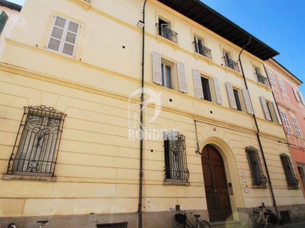 appartamento in vendita a Faenza in zona Centro Storico