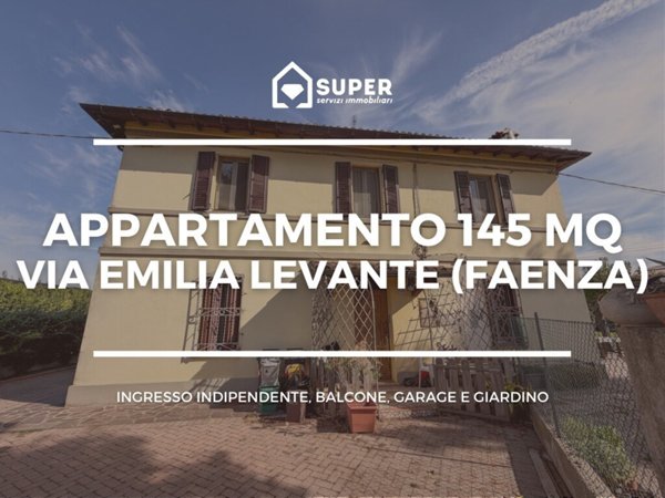 appartamento in vendita a Faenza in zona Centro Storico