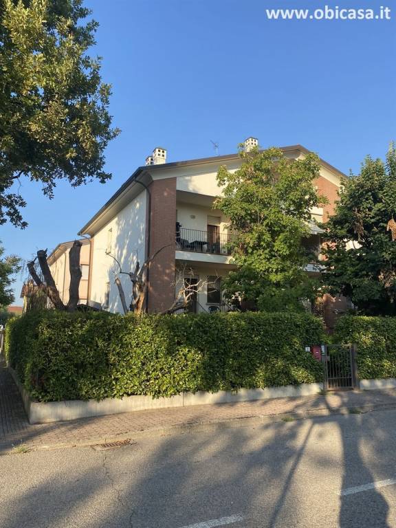 casa indipendente in vendita a Faenza in zona Reda