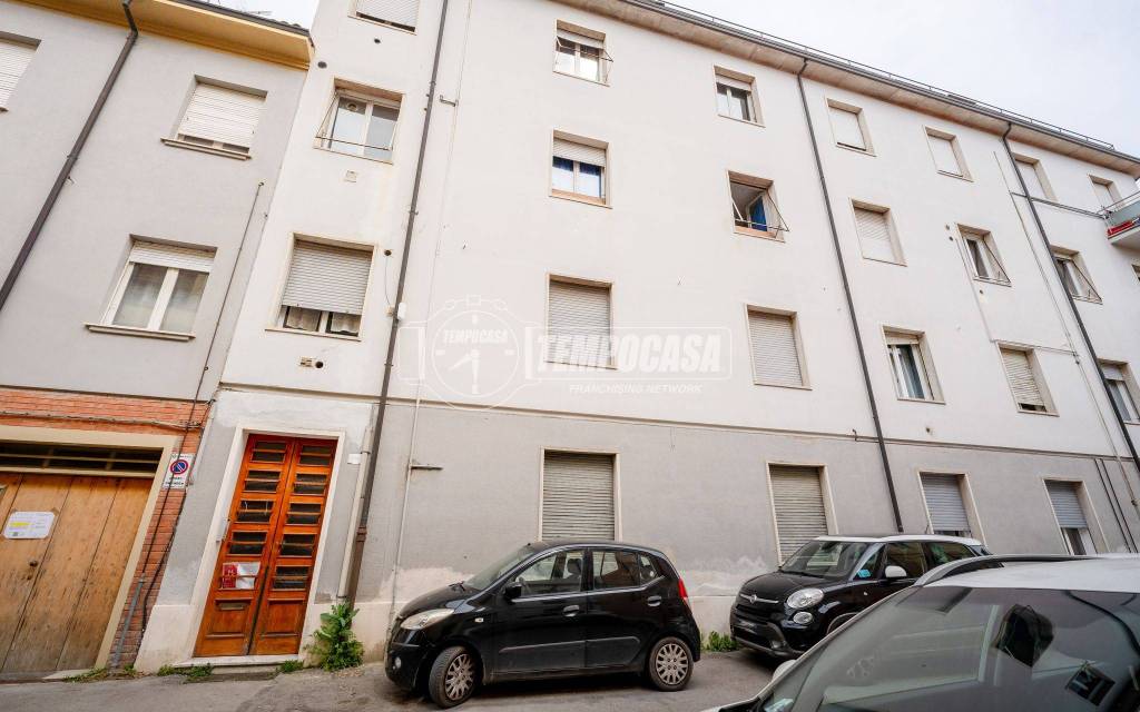 appartamento in vendita a Faenza in zona Centro Storico