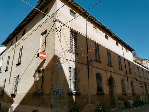 casa indipendente in vendita a Faenza in zona Centro Storico