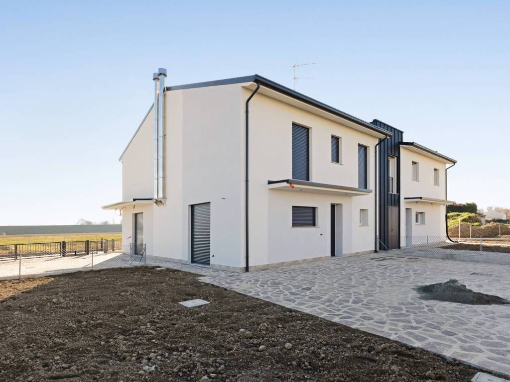 casa indipendente in vendita a Fusignano