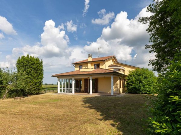 casa indipendente in vendita a Fusignano