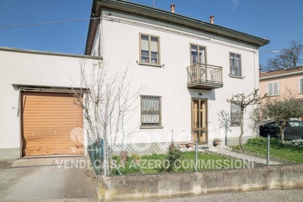 casa indipendente in vendita a Fusignano