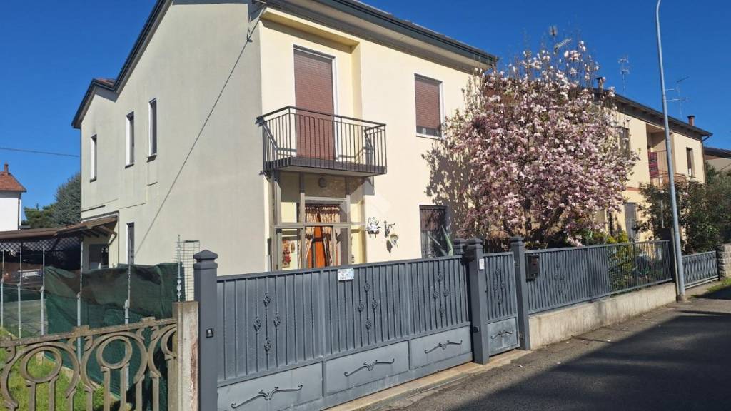 casa indipendente in vendita a Fusignano